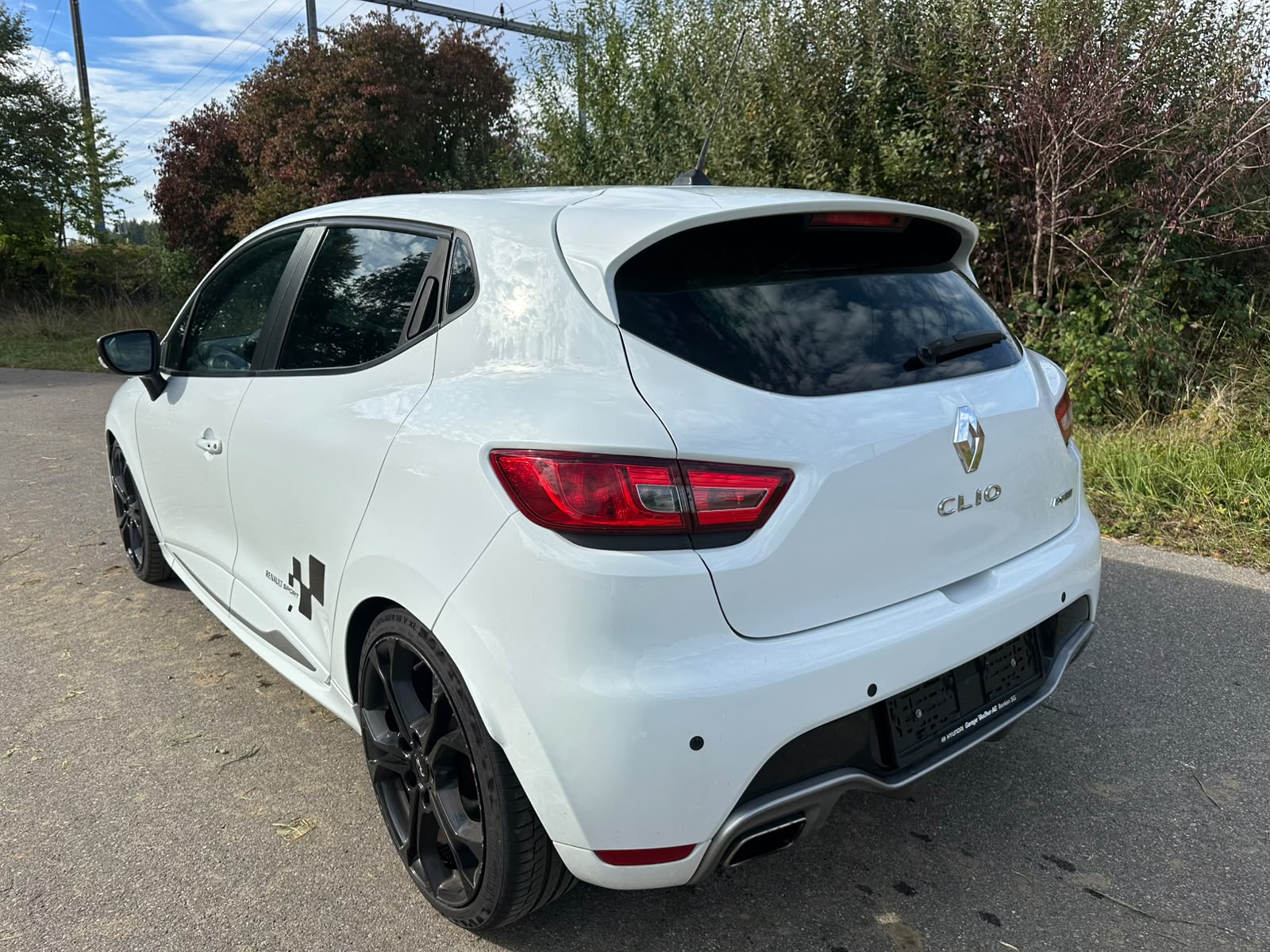 RENAULT Clio 1.6 T RS 200 EDC-image-5