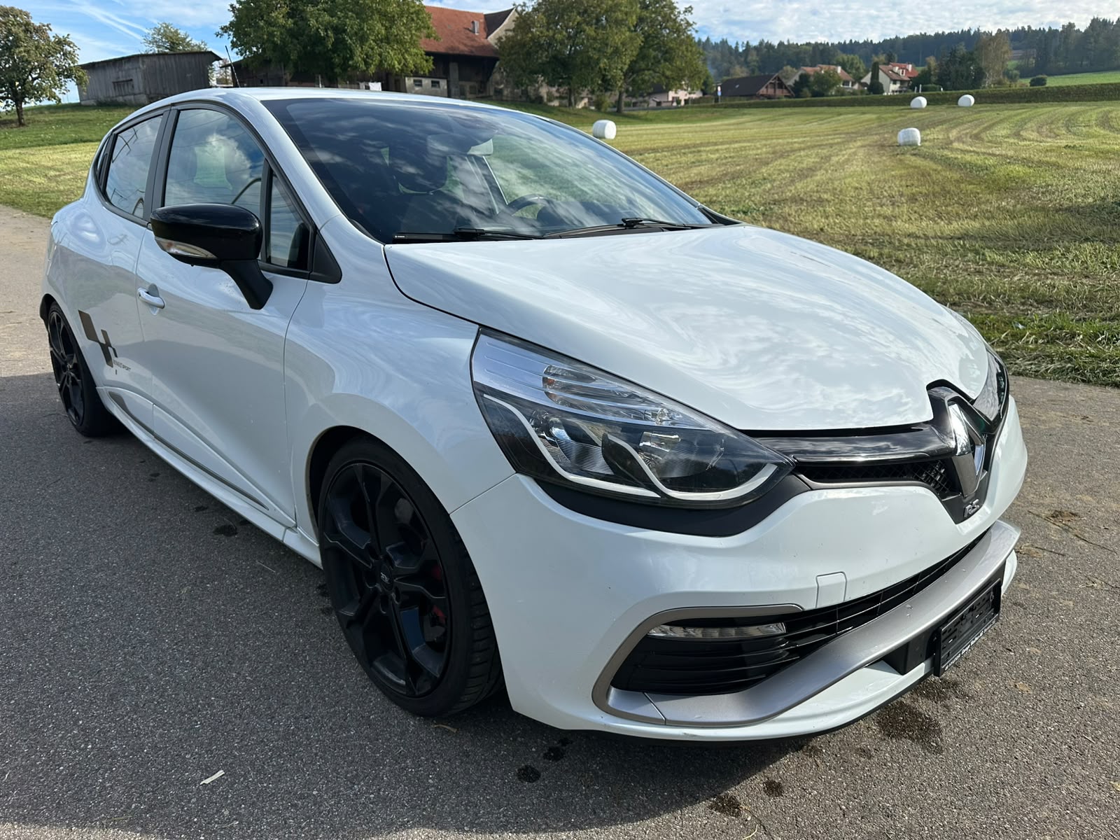 RENAULT Clio 1.6 T RS 200 EDC-image-2