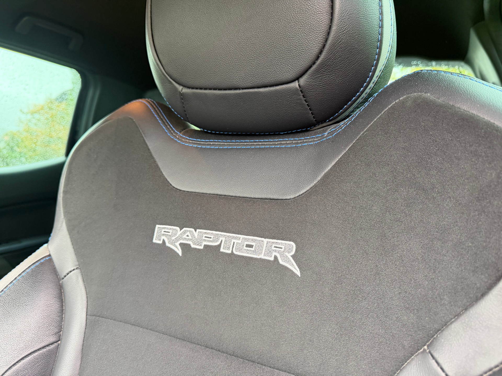 FORD "RAPTOR RANGER" 2.0 ECO BLUE 4x4 AUTOMAT. CH WAGEN. AB SERVICE. AB MFK. MIT AHK 2`500 KG ZUGLAST. TOP AUSSTATTUNG. 29`900.--image-7
