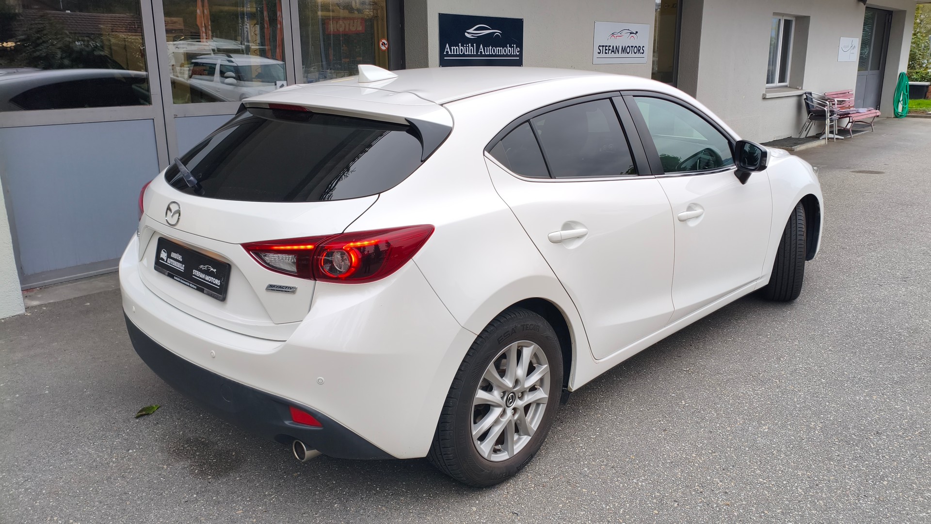 MAZDA 3 SKYACTIV-G 120 Ambition Plus-image-2