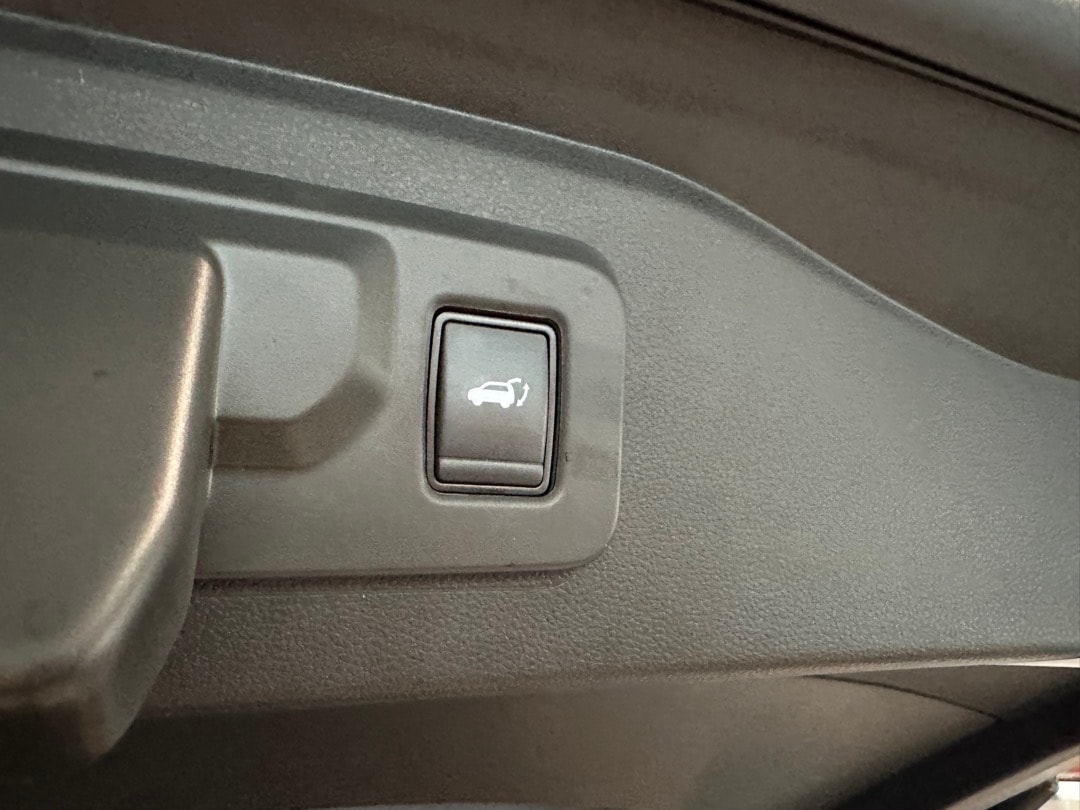 RENAULT Espace 1.2 E-Tech 200 Esprit Alpine 7-Sitze-image-8