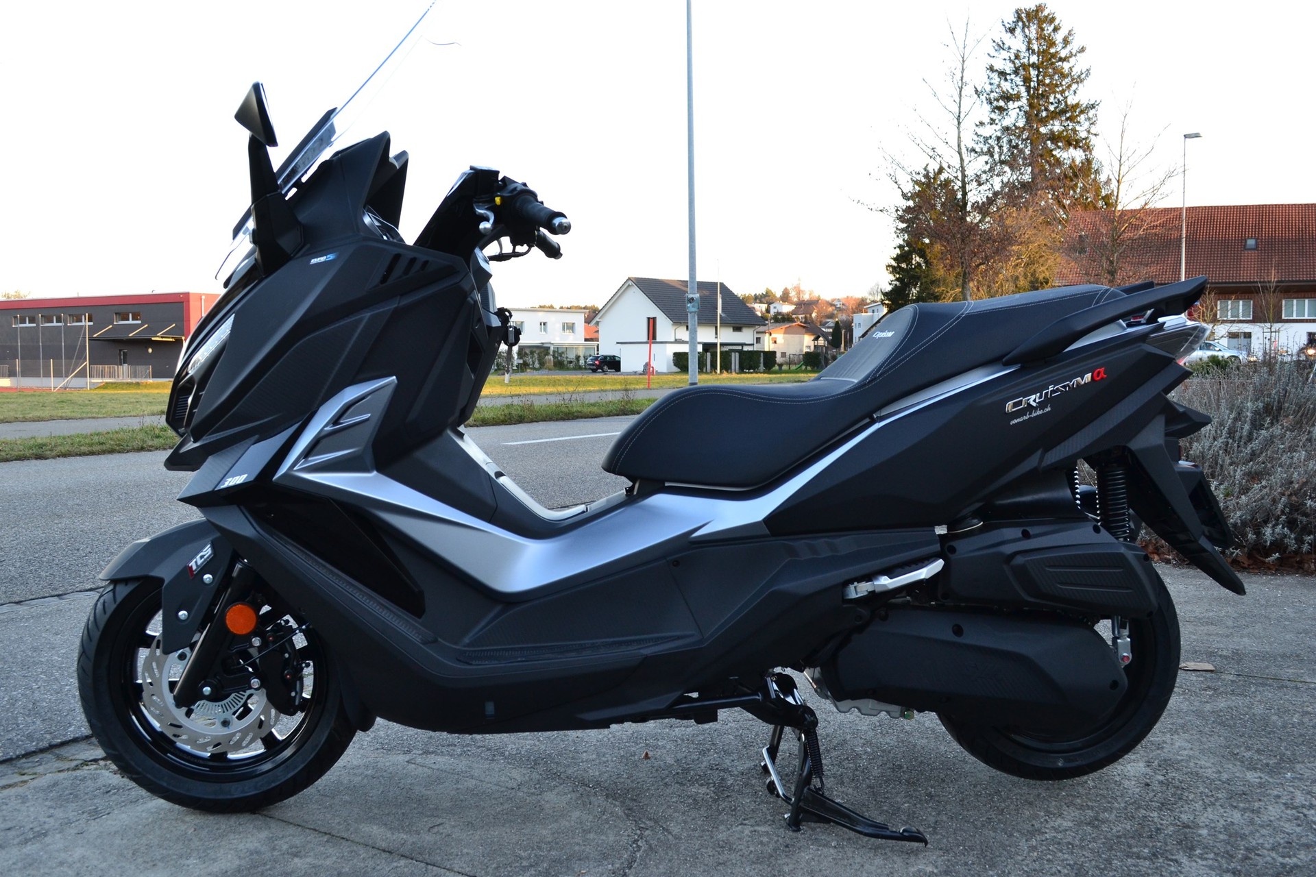 SYM Cruisym 300 i ABS / TCS-showroom-element-3