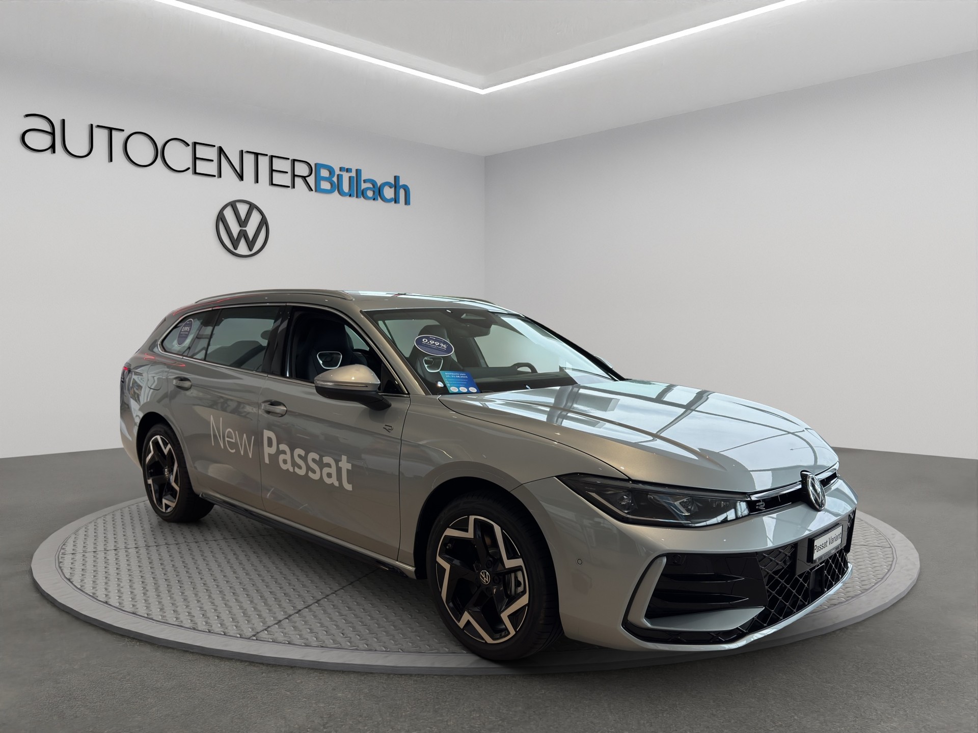 VW Passat Variant 1.5 TSI evo2 Plug-In- Hybrid R-Line DSG-image-2