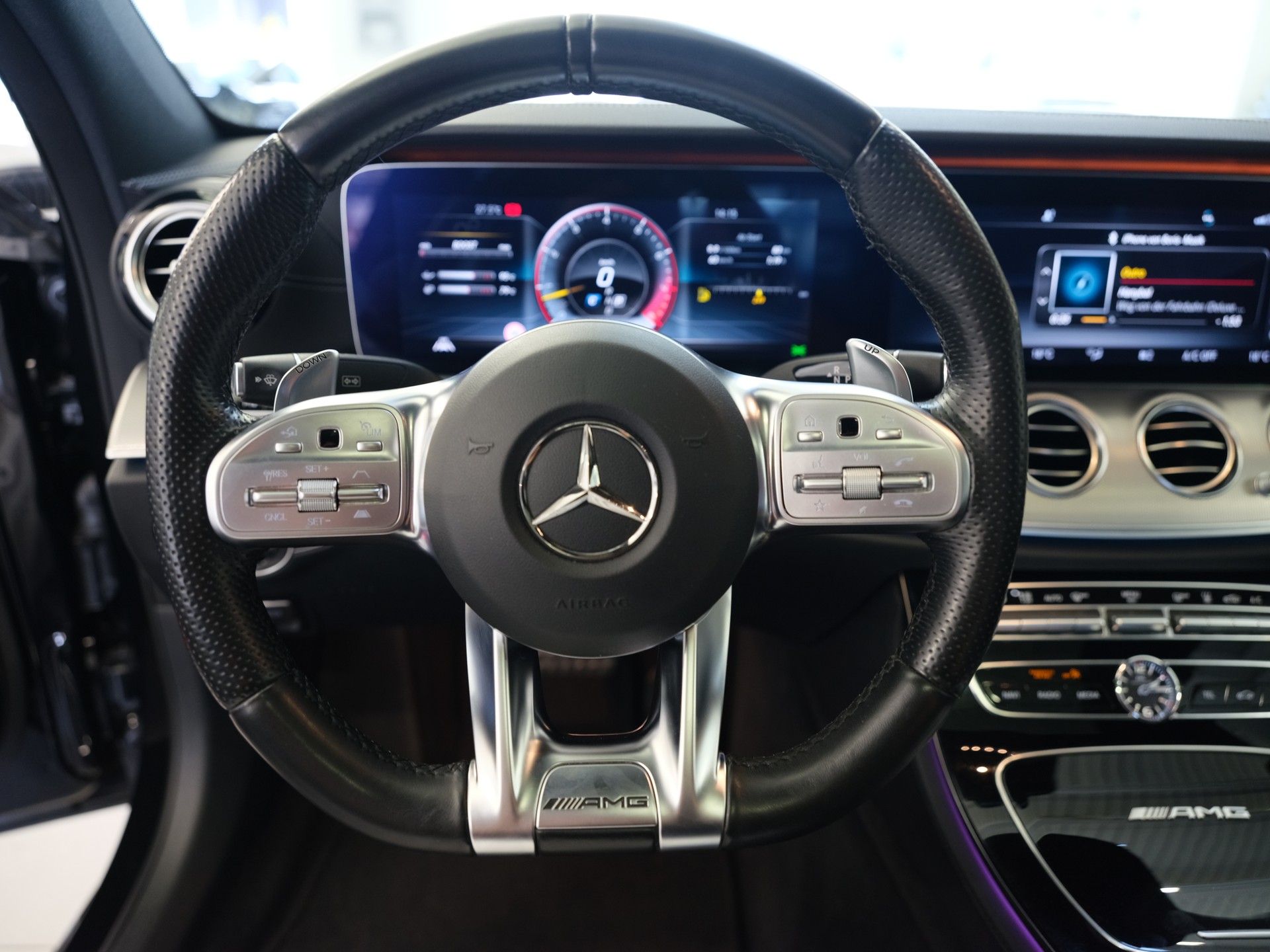 MERCEDES-BENZ E 63 AMG 4Matic+ Speedshift MCT-image-14