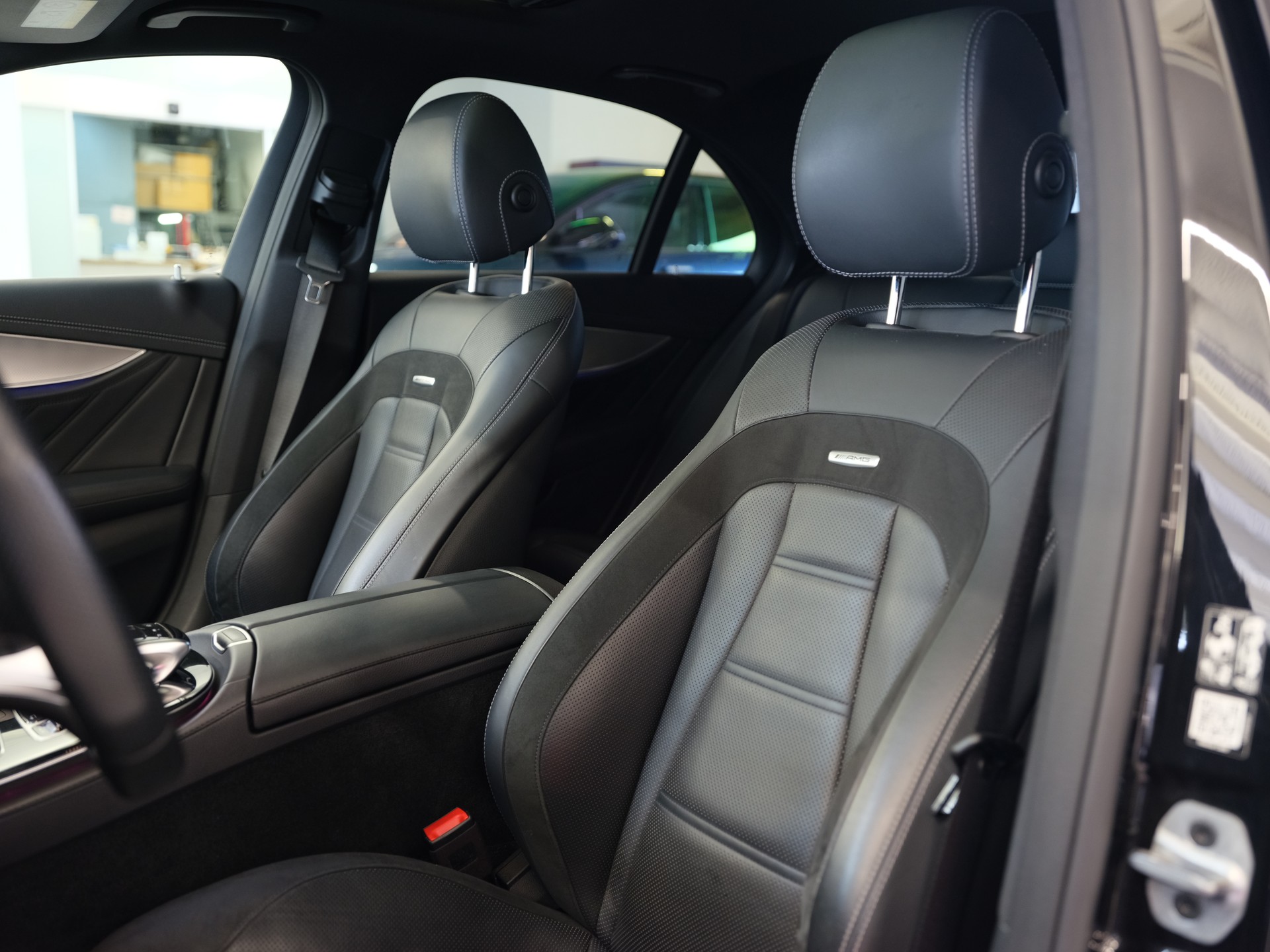 MERCEDES-BENZ E 63 AMG 4Matic+ Speedshift MCT-image-21