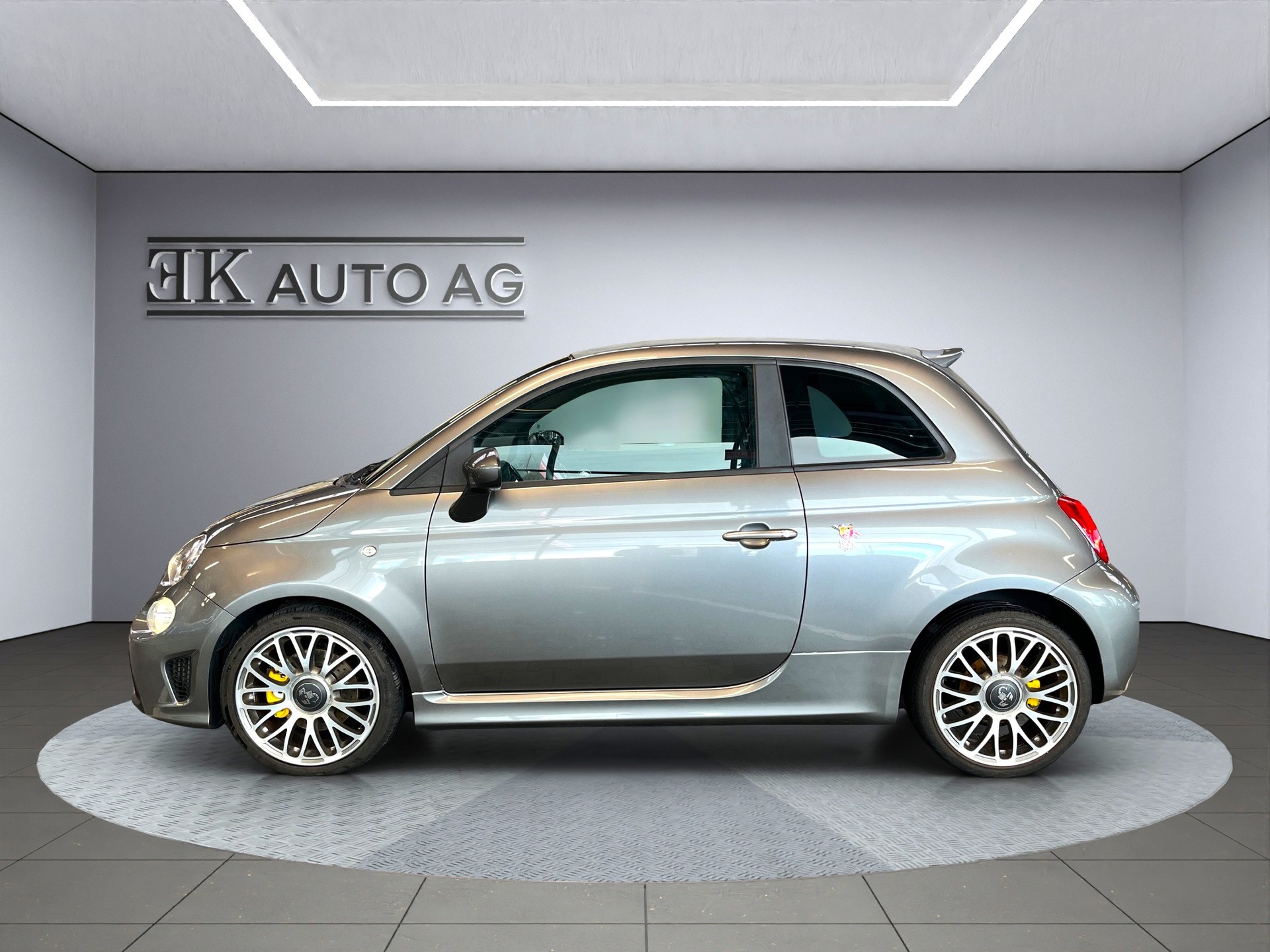 FIAT 595 1.4 16V Turbo Abarth Dualogic-image-1