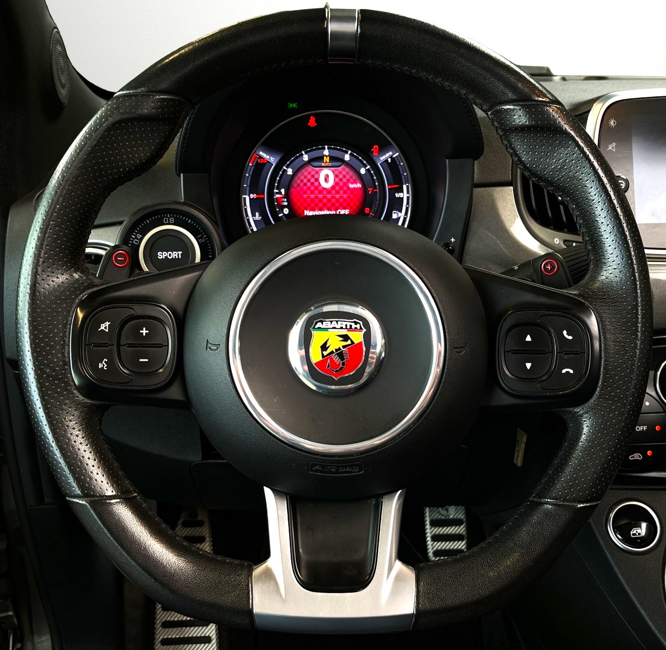 FIAT 595 1.4 16V Turbo Abarth Dualogic-image-10