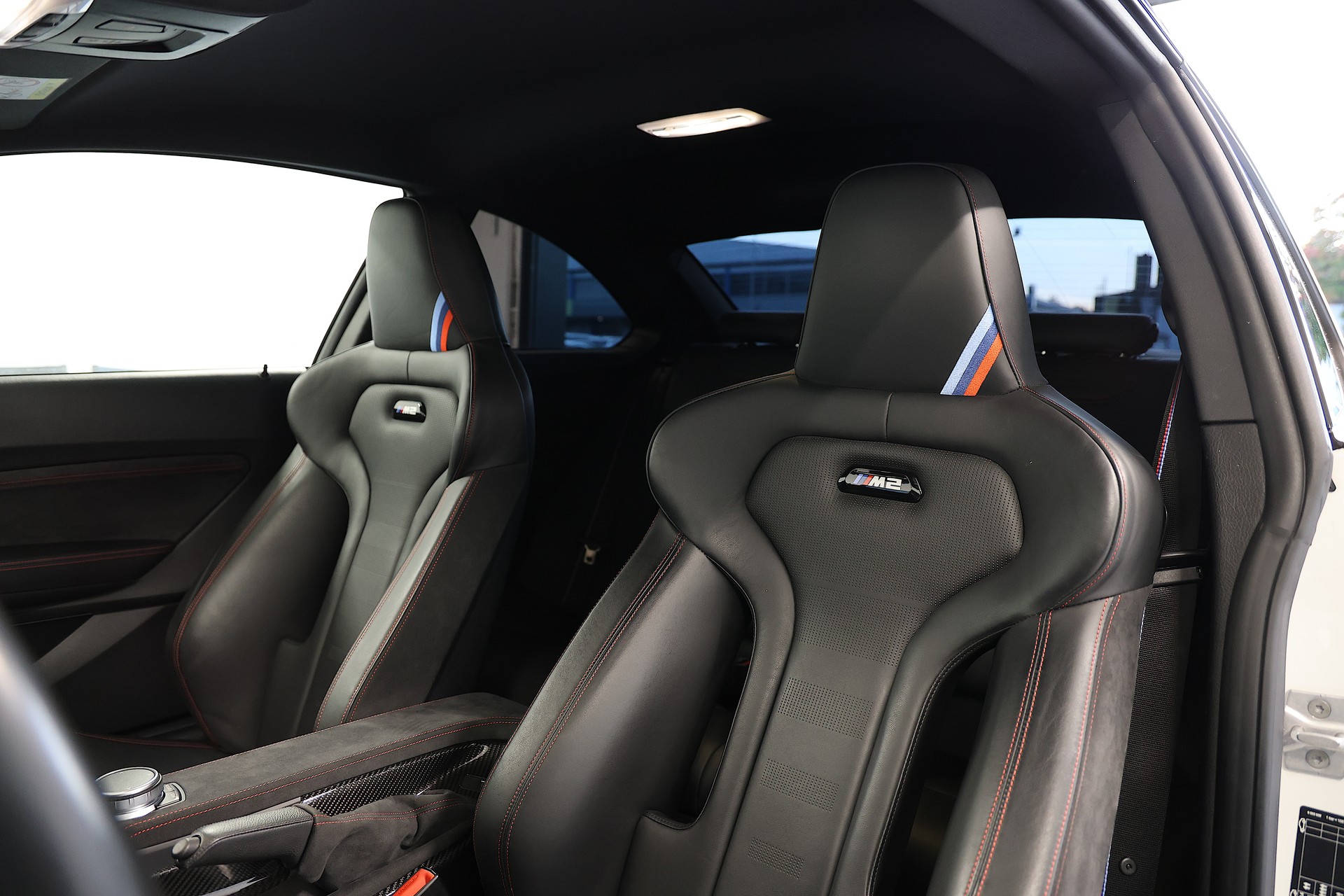 BMW M2 CS *Handschalter* *CH-Fahrzeug*-image-8