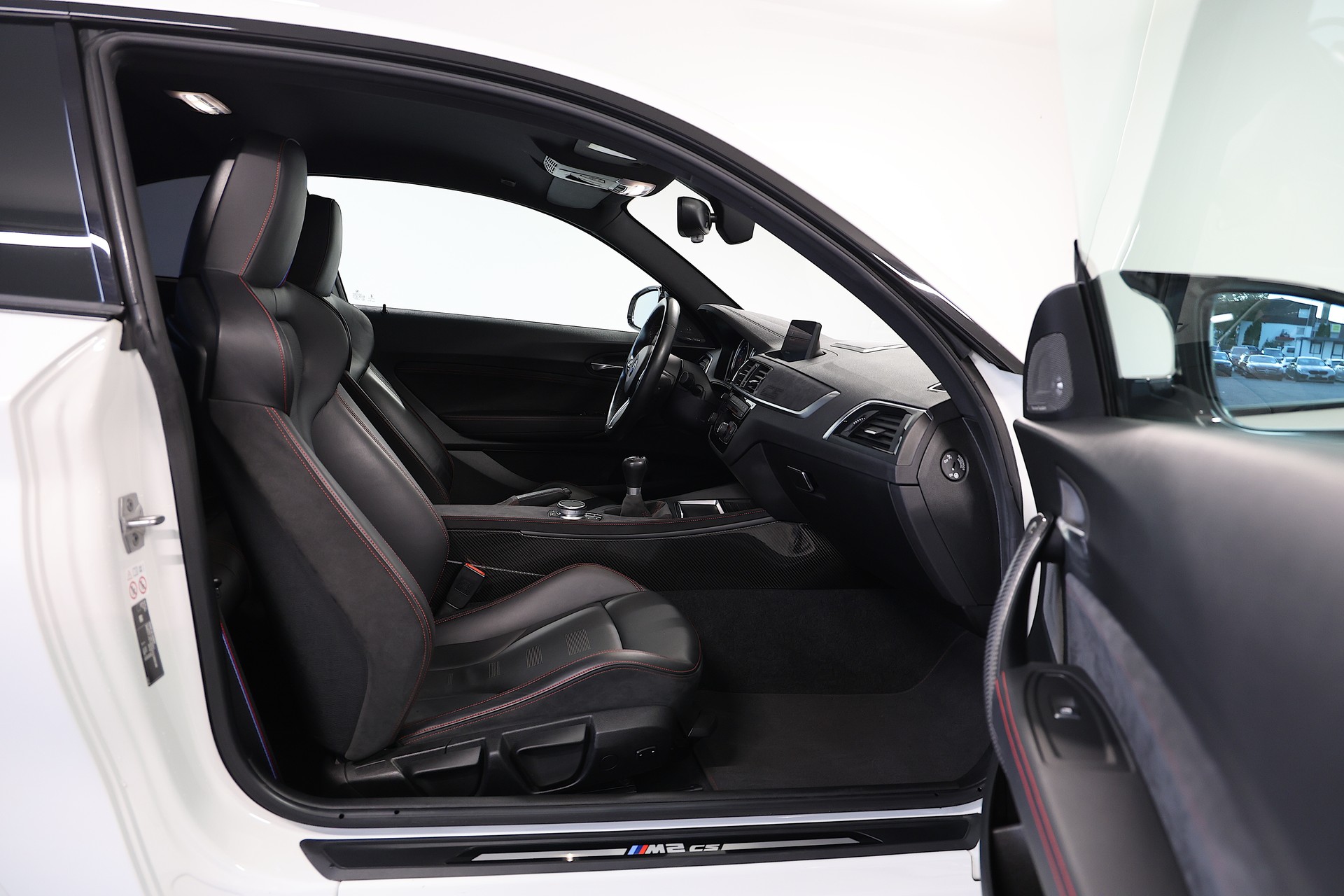 BMW M2 CS *Handschalter* *CH-Fahrzeug*-image-13