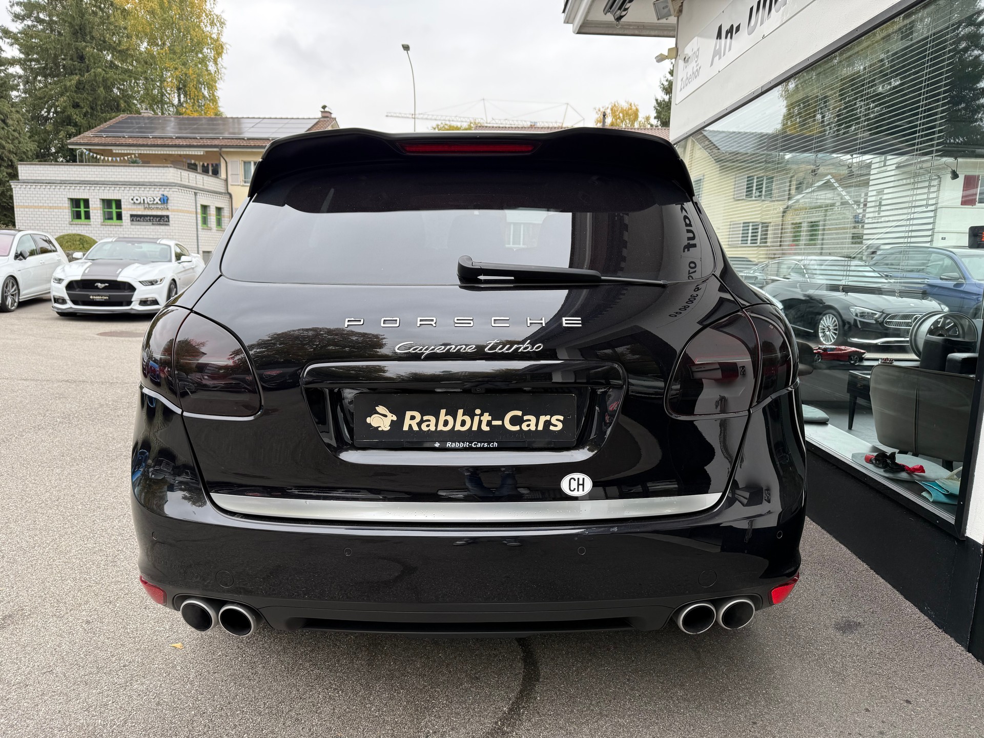 PORSCHE Cayenne Turbo-image-4