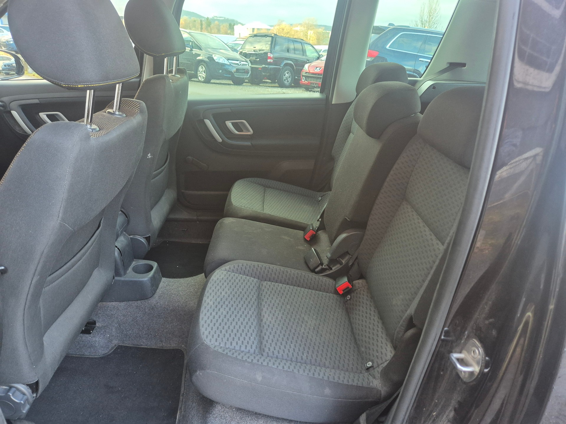 SKODA Roomster 1.6 Style-image-11