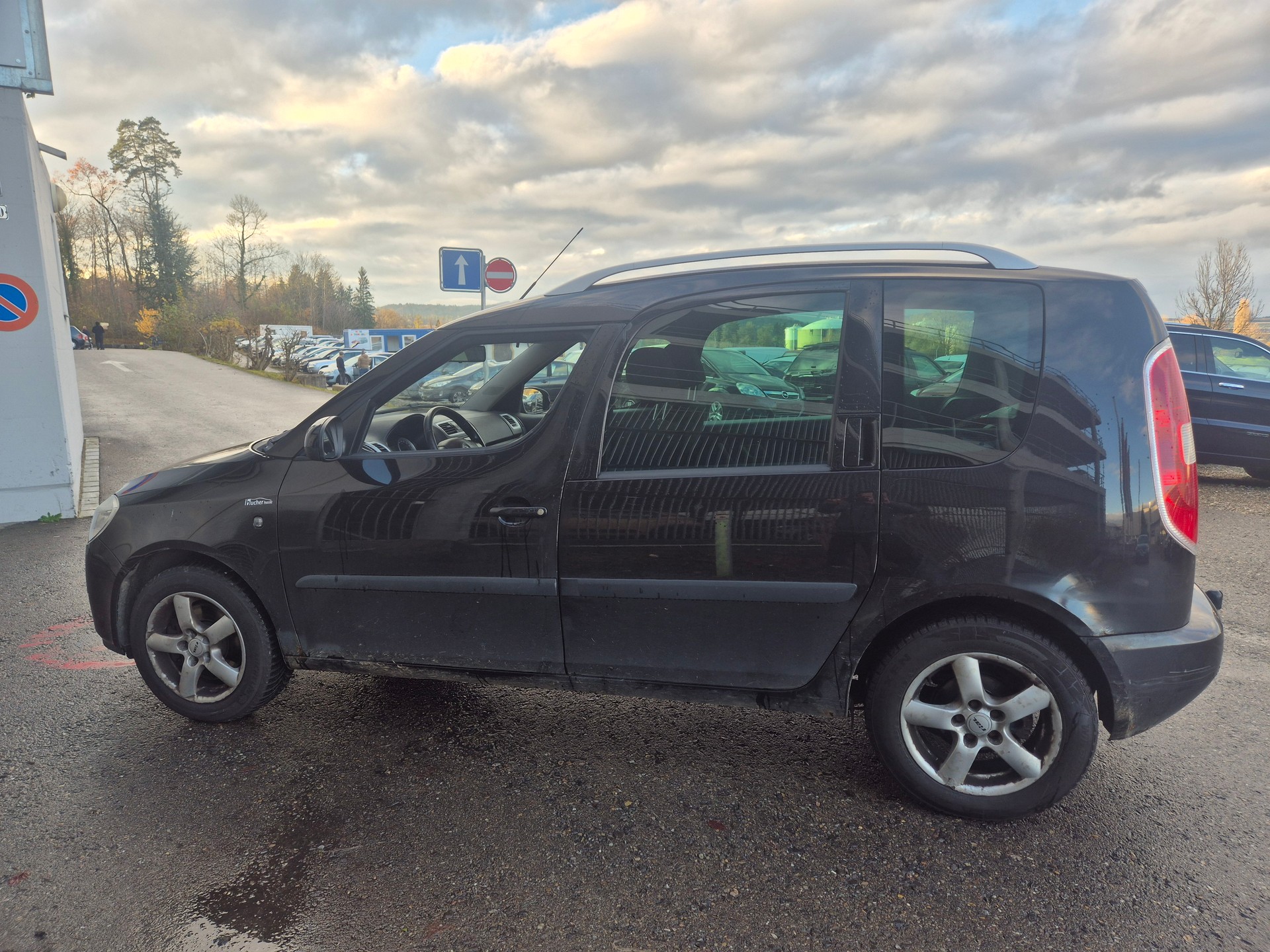 SKODA Roomster 1.6 Style-image-4