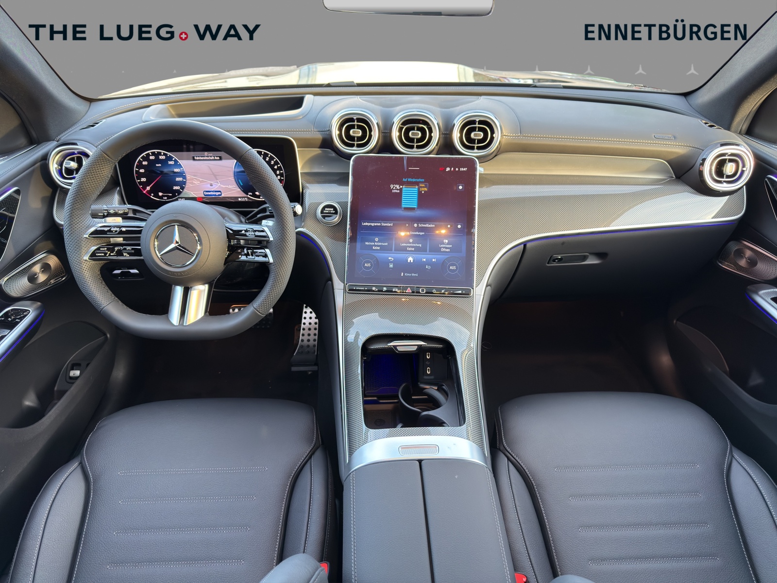 MERCEDES-BENZ GLC 300 e 4Matic 9G-Tronic-image-12