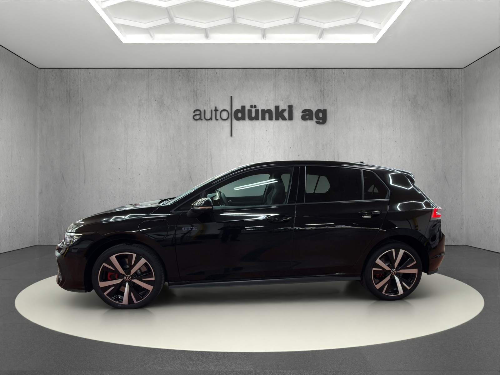 VW Golf 1.5 TSI PHEV GTE-image-1