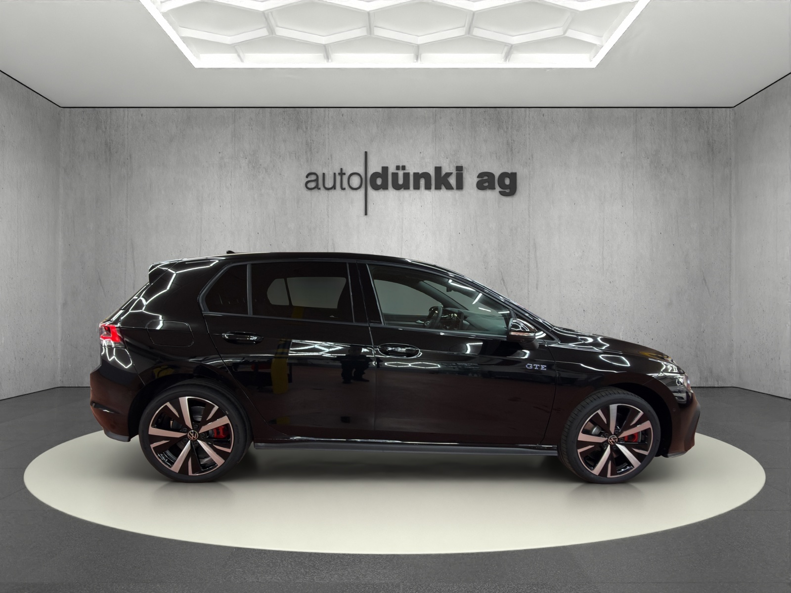 VW Golf 1.5 TSI PHEV GTE-image-4