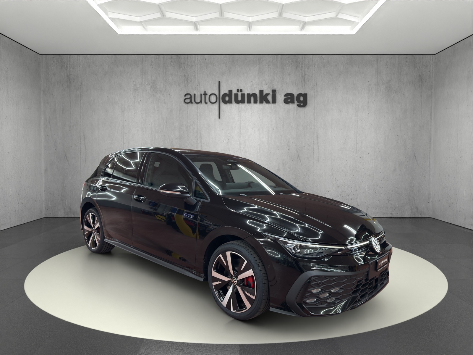VW Golf 1.5 TSI PHEV GTE-image-5
