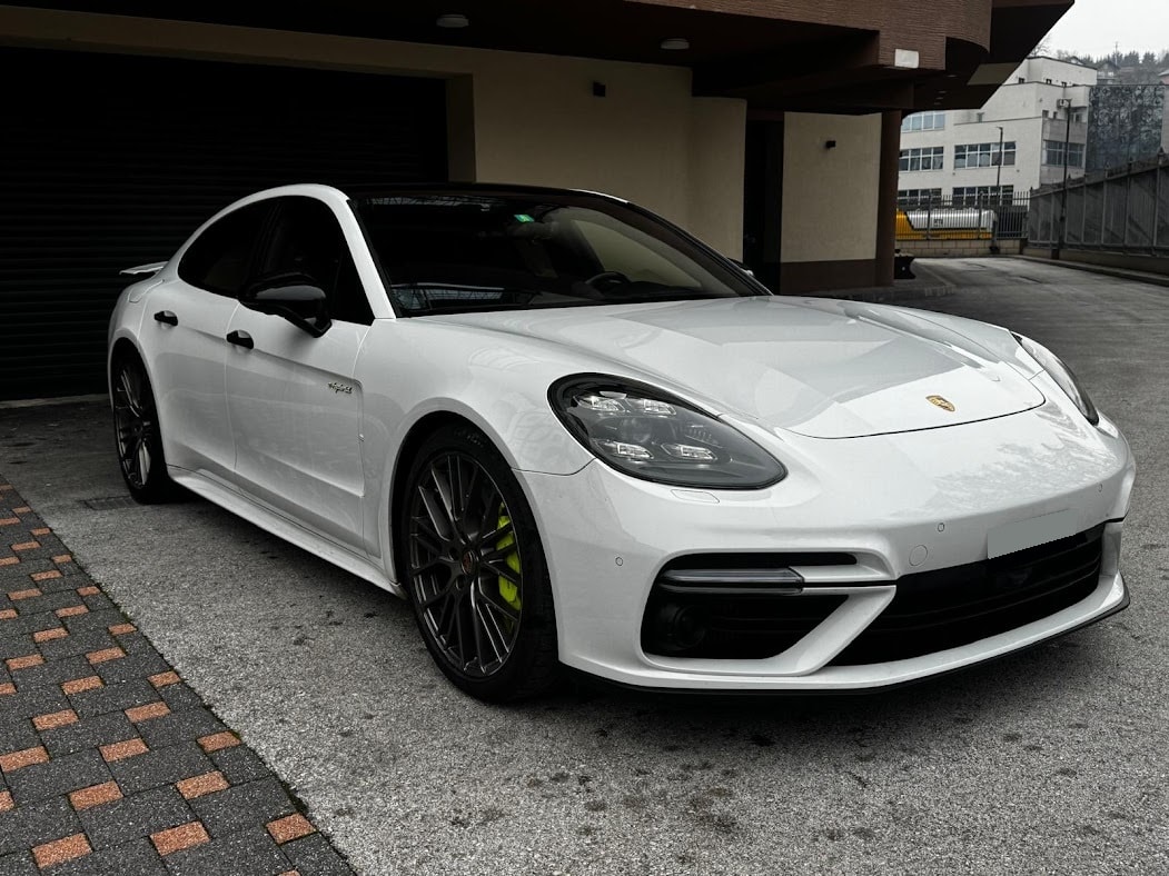 PORSCHE Turbo S Hybrid-image-0