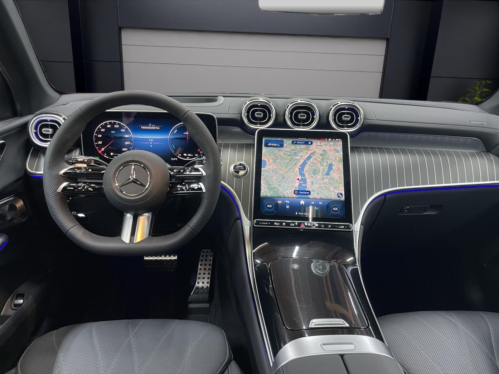 MERCEDES-BENZ GLC 300 de 4MATIC EQ Star AMG Line-image-4
