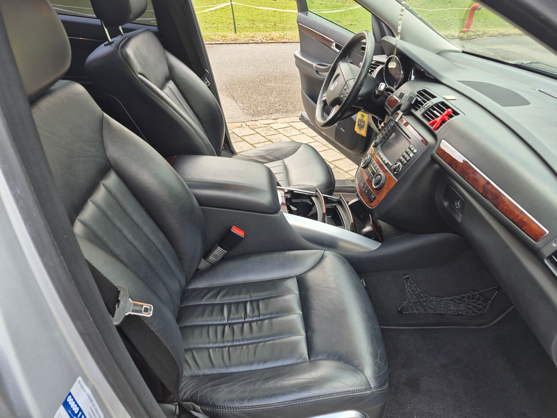 MERCEDES-BENZ R 500 4Matic 7G-Tronic-image-12
