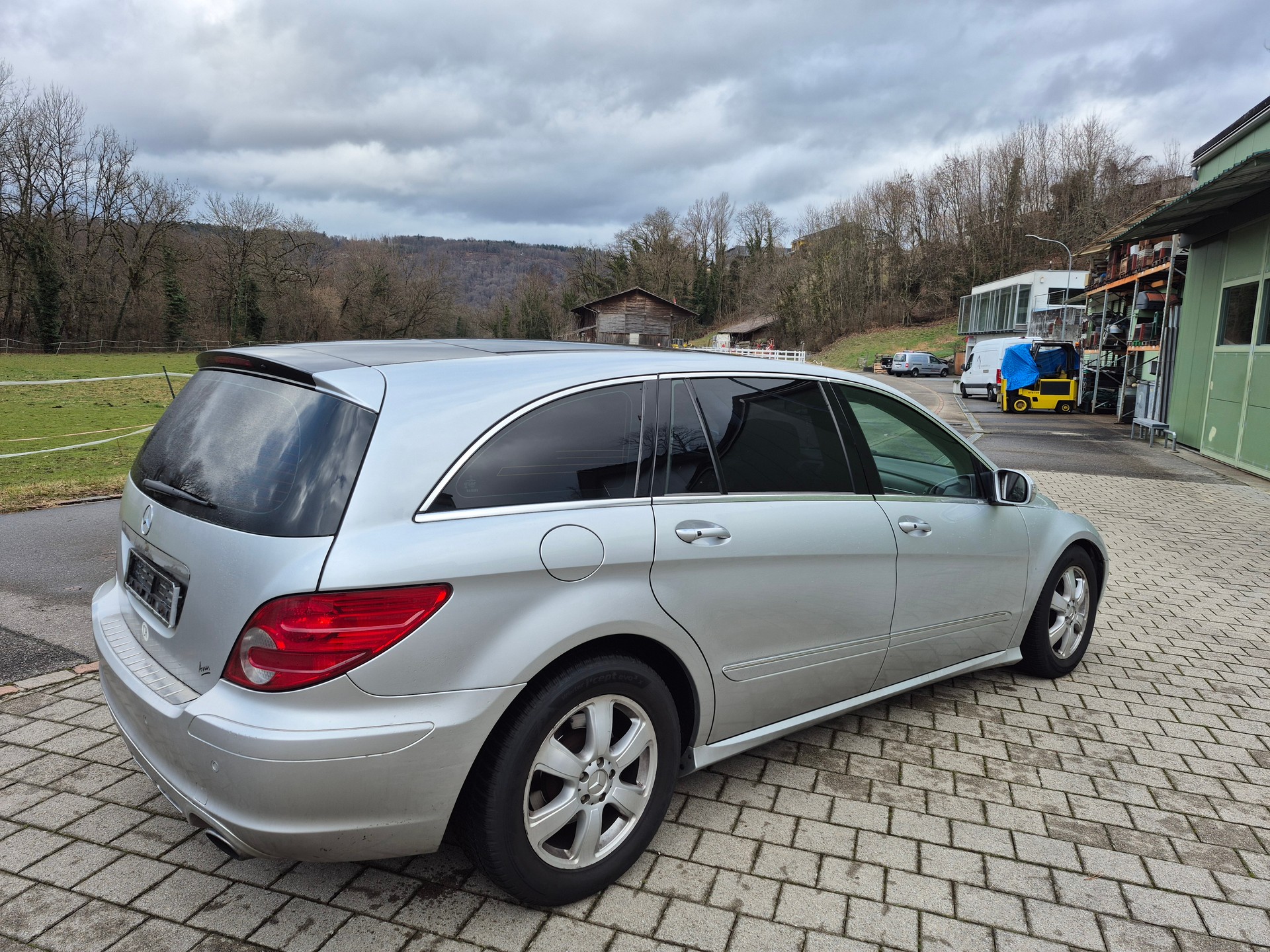 MERCEDES-BENZ R 500 4Matic 7G-Tronic-image-3