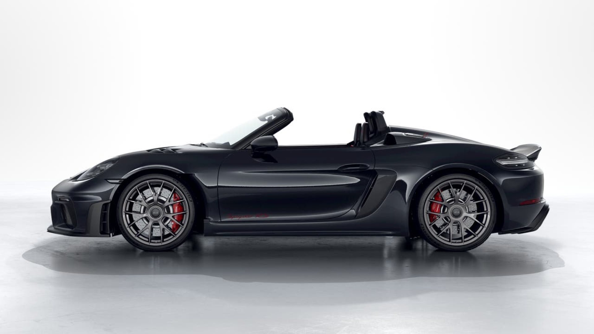 PORSCHE 718 Spyder RS-image-1