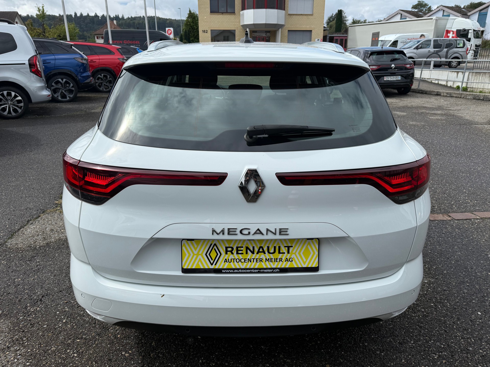 RENAULT Mégane Grandtour 1.5 dCi Business EDC-image-4