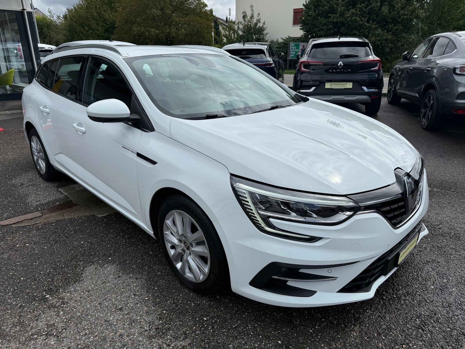 RENAULT Mégane Grandtour 1.5 dCi Business EDC-image-7