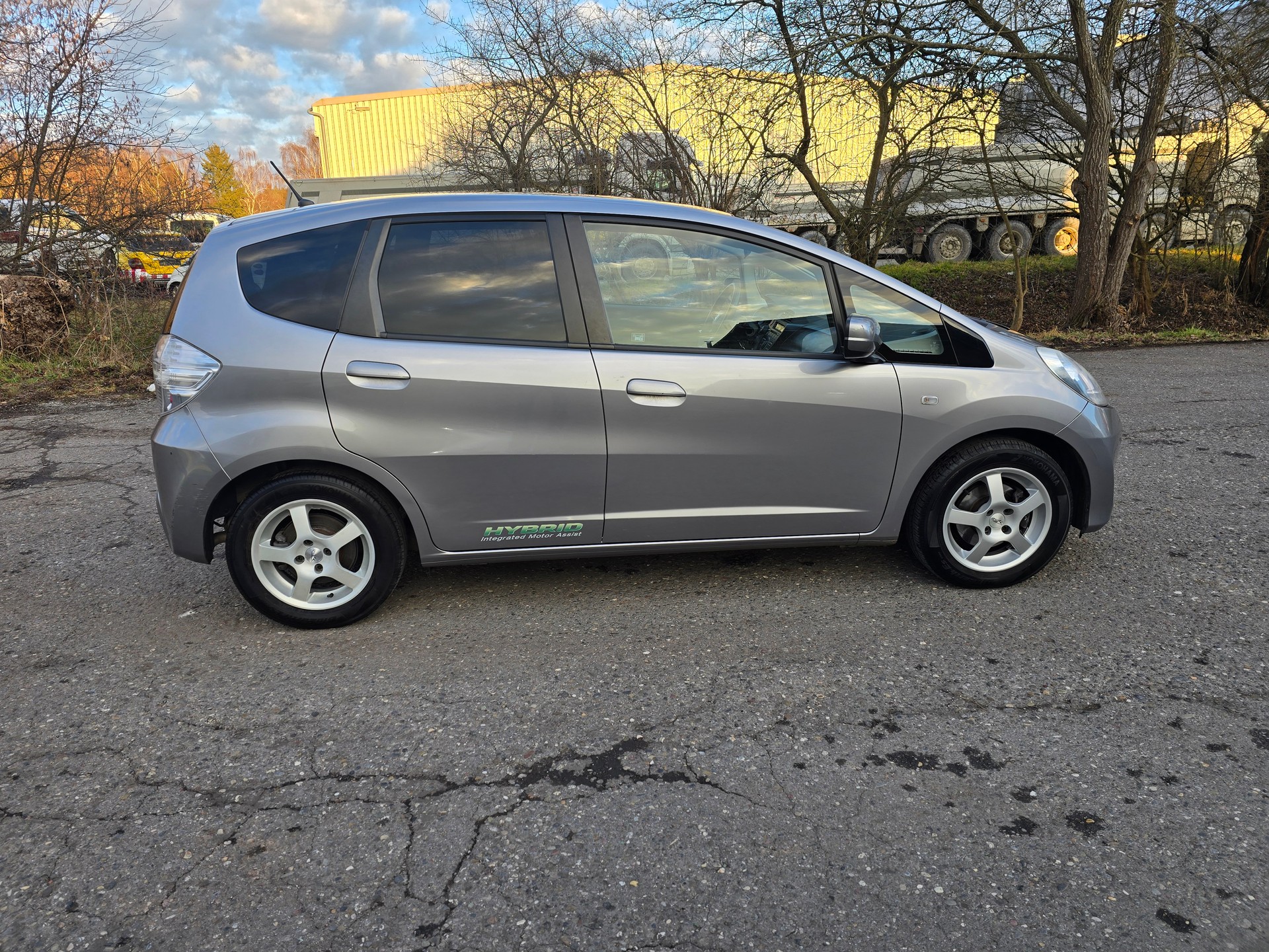 HONDA Jazz 1.3i Hybrid Comfort CVT-image-7