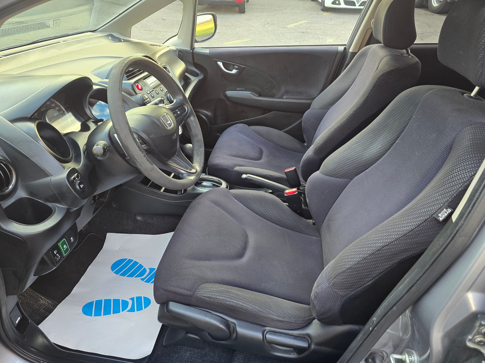 HONDA Jazz 1.3i Hybrid Comfort CVT-image-9