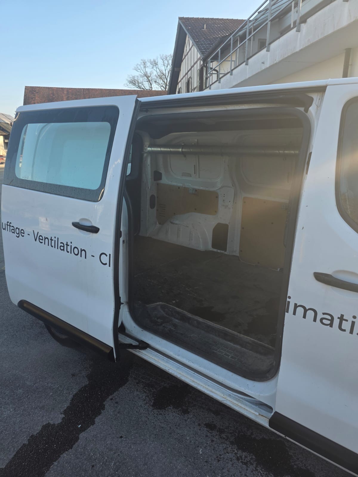 TOYOTA Proace 1.6D Panel Van L1 Terra-image-1