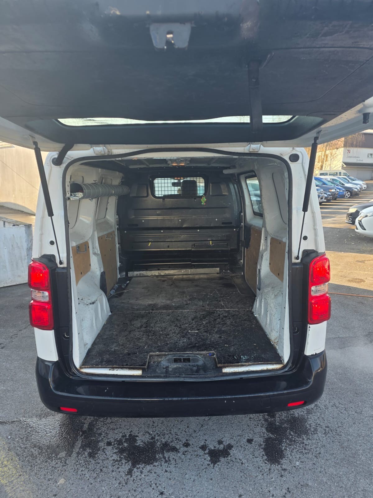 TOYOTA Proace 1.6D Panel Van L1 Terra-image-11