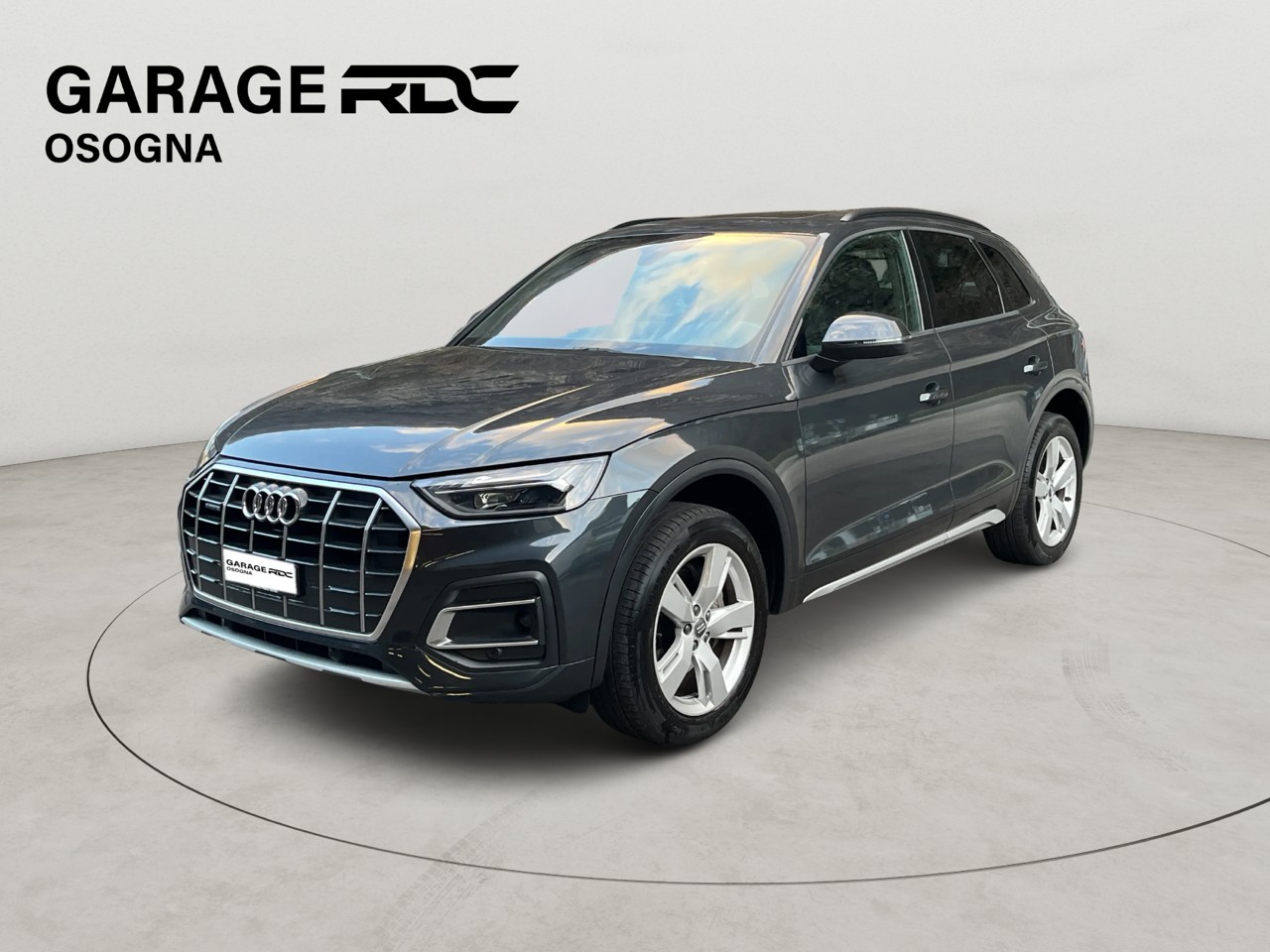 AUDI Q5 40 TDI S-line quattro S-tronic-image-0