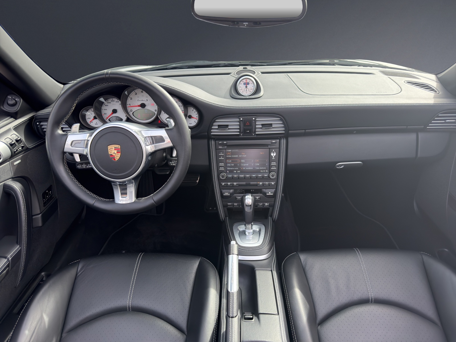 PORSCHE 911 Cabrio Turbo S PDK-image-10