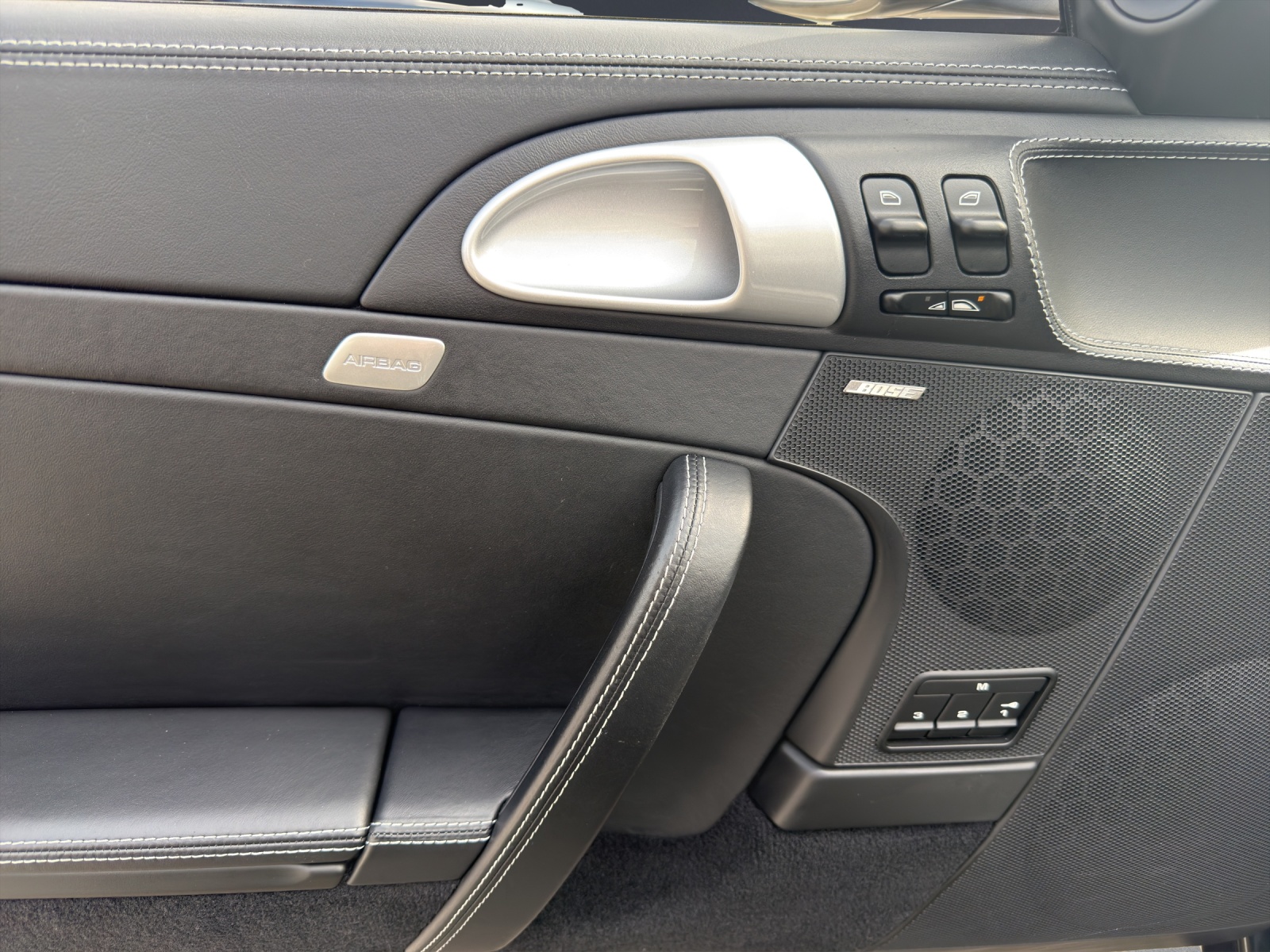 PORSCHE 911 Cabrio Turbo S PDK-image-9