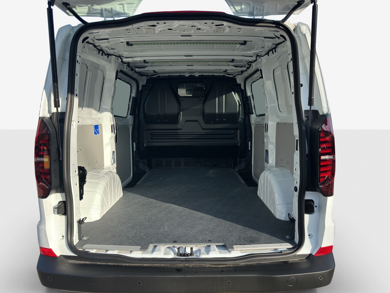 VW Transporter 2.0 TDI-image-12