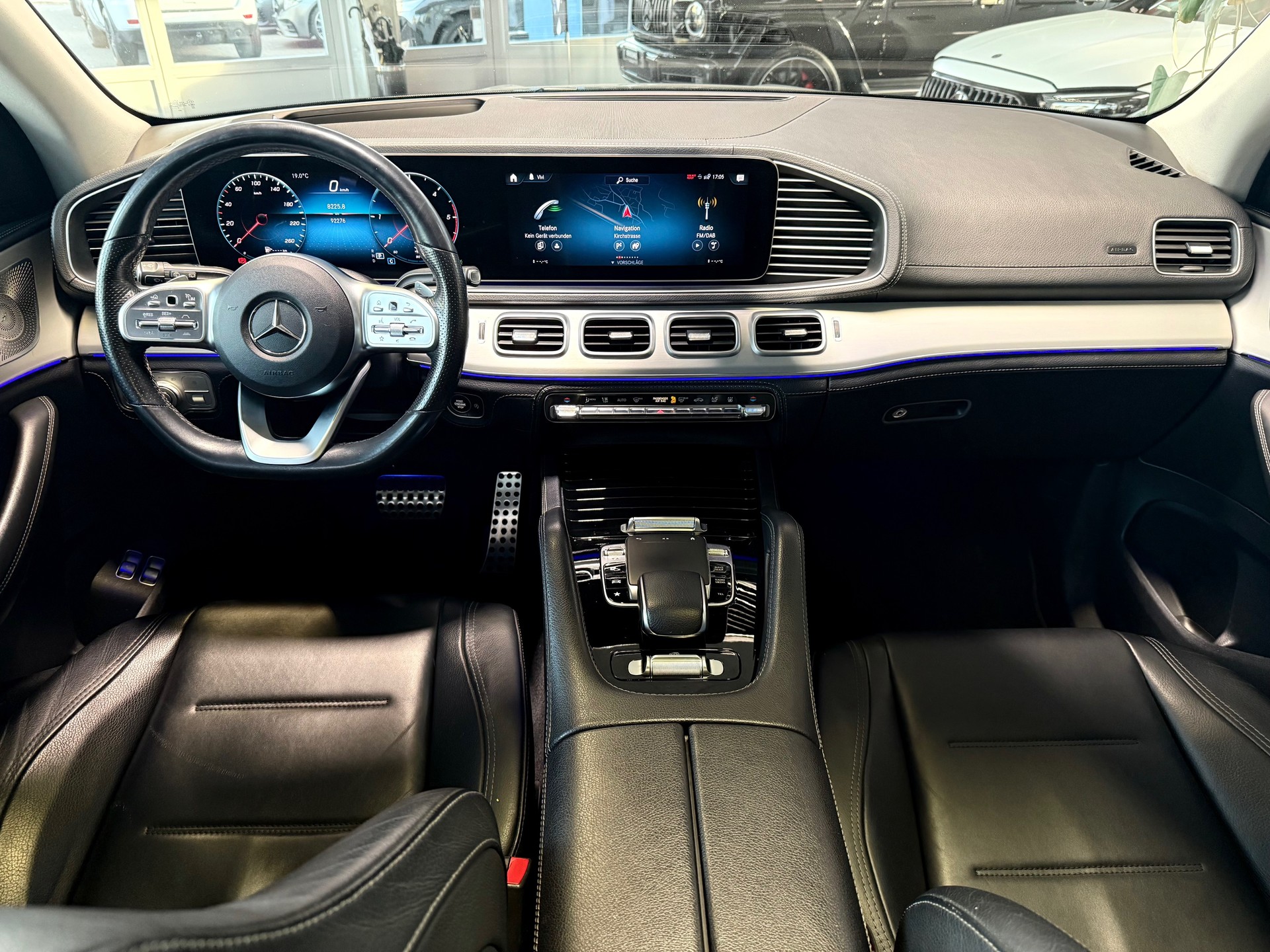 MERCEDES-BENZ GLE 400 d 4Matic AMG Line 9G-Tronic-image-16