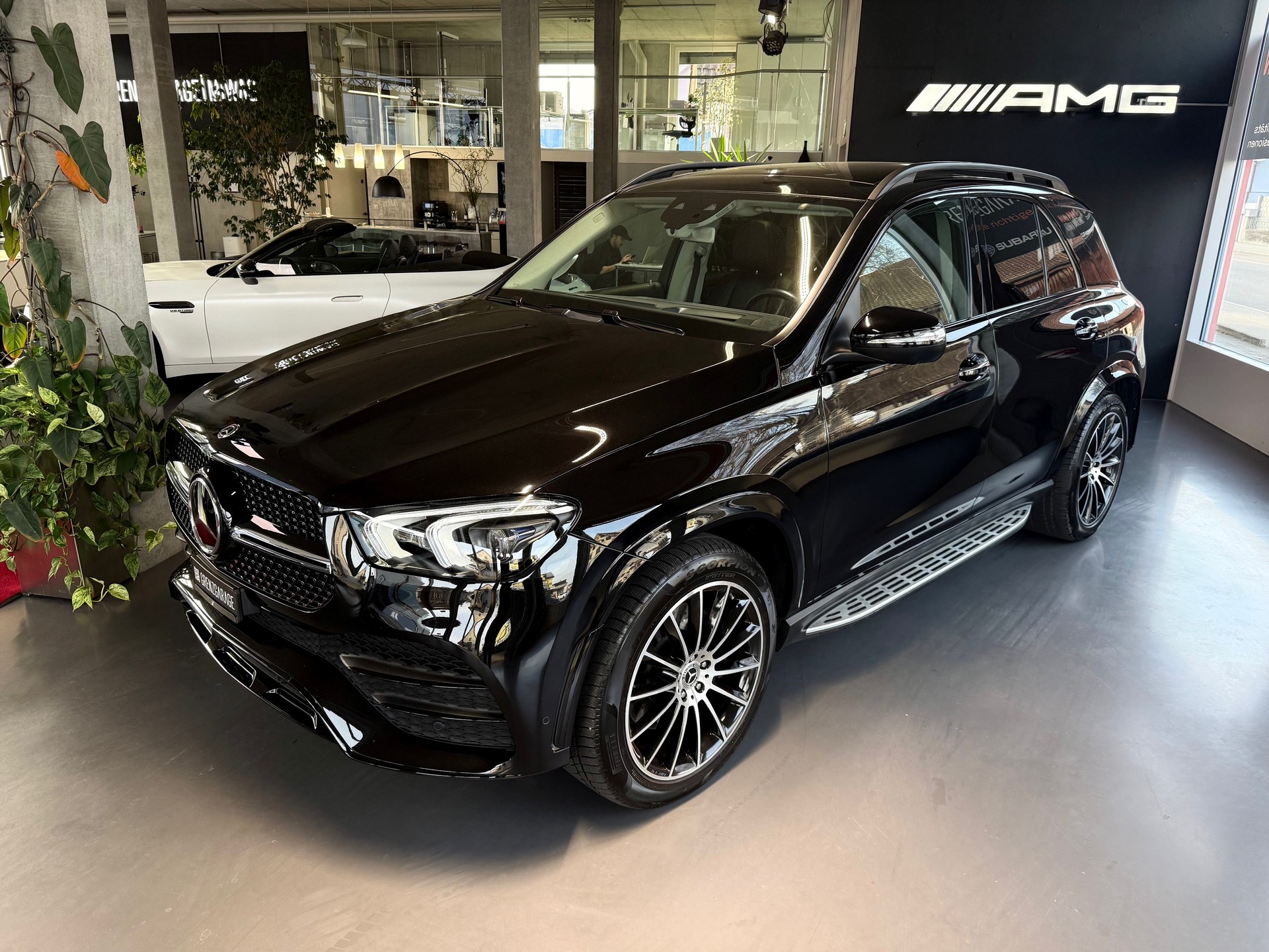 MERCEDES-BENZ GLE 400 d 4Matic AMG Line 9G-Tronic-image-0