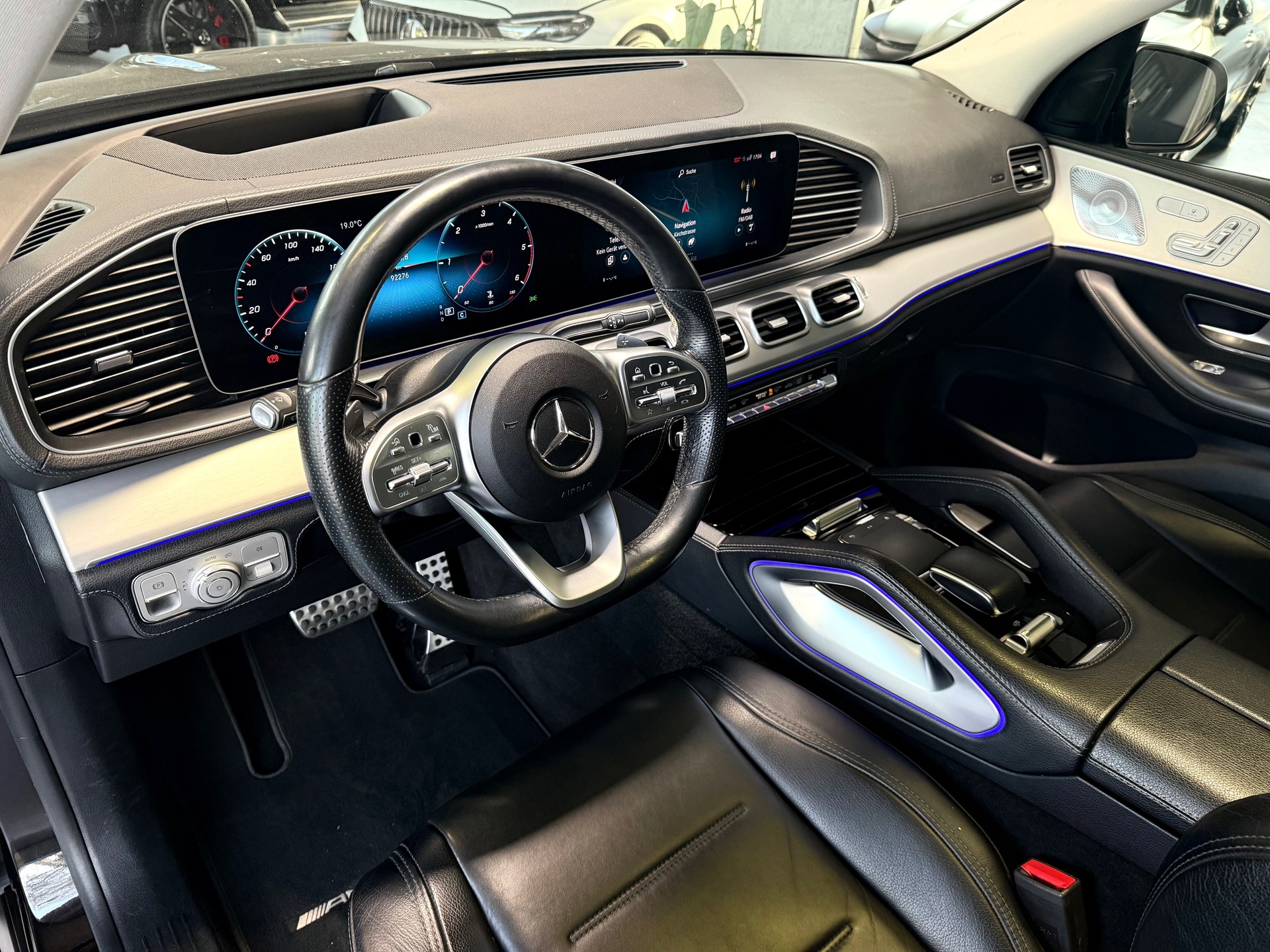 MERCEDES-BENZ GLE 400 d 4Matic AMG Line 9G-Tronic-image-13