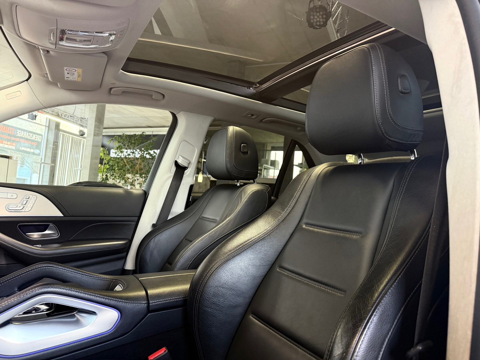 MERCEDES-BENZ GLE 400 d 4Matic AMG Line 9G-Tronic-image-12