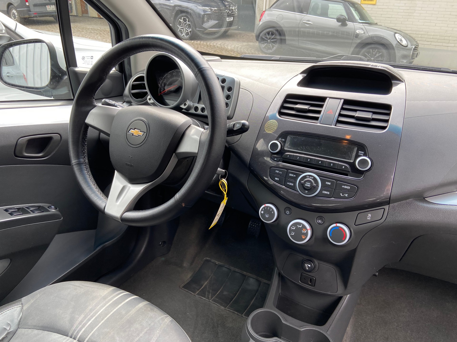 CHEVROLET Spark 1.2 LT-image-5