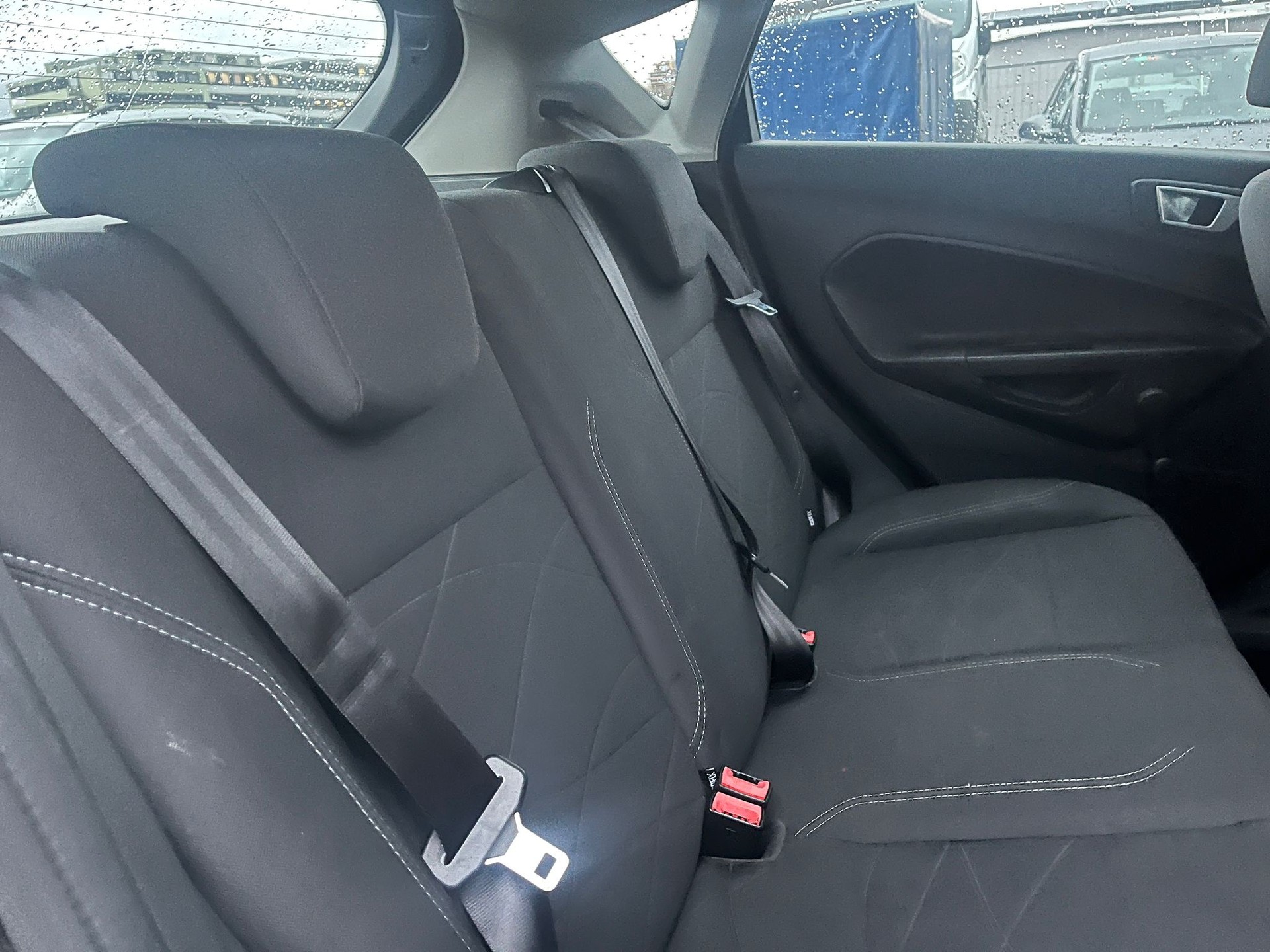 FORD Fiesta 1.0 SCTi Trend-image-11