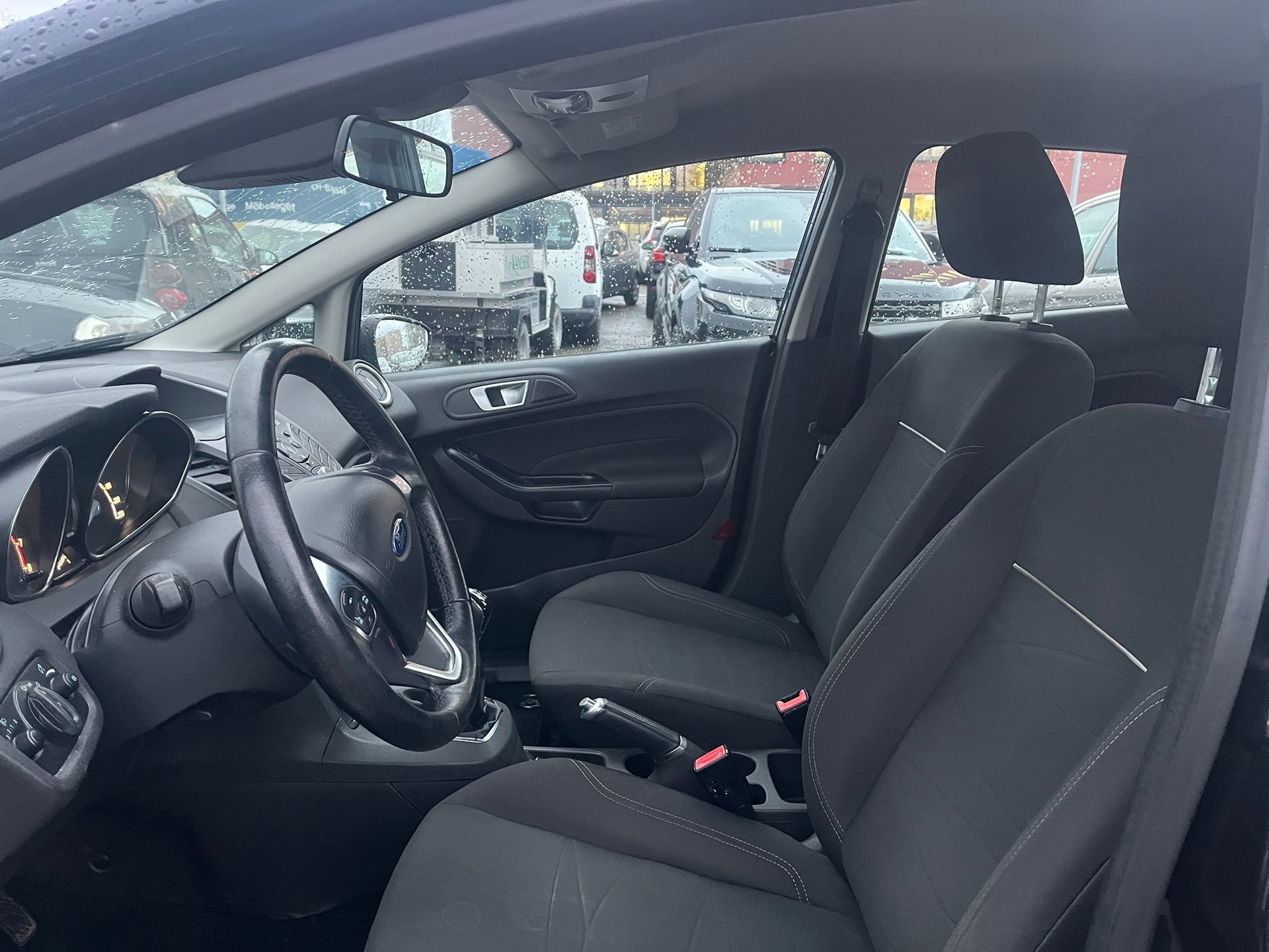 FORD Fiesta 1.0 SCTi Trend-image-9