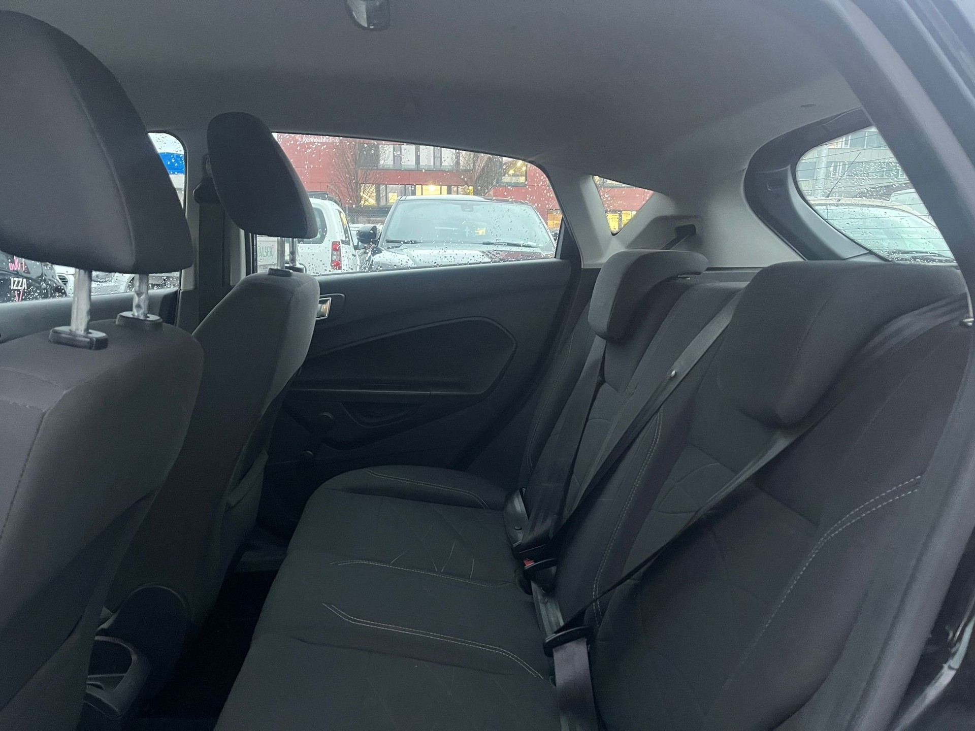 FORD Fiesta 1.0 SCTi Trend-image-13