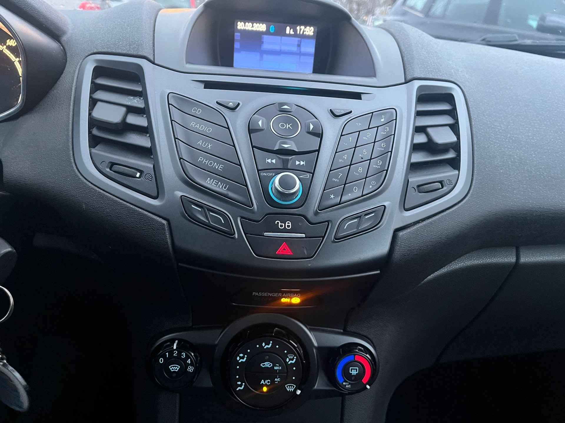 FORD Fiesta 1.0 SCTi Trend-image-14
