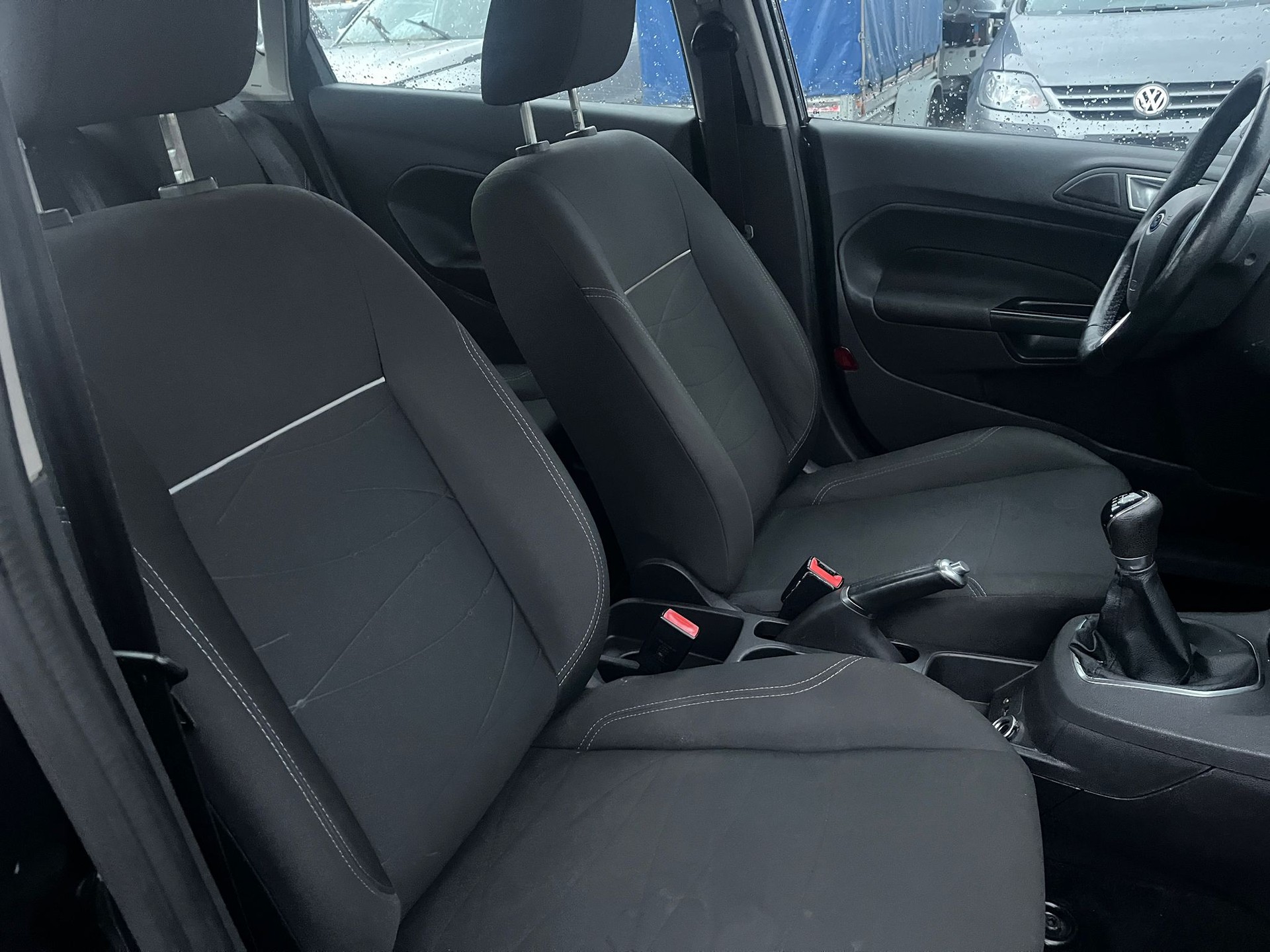 FORD Fiesta 1.0 SCTi Trend-image-12