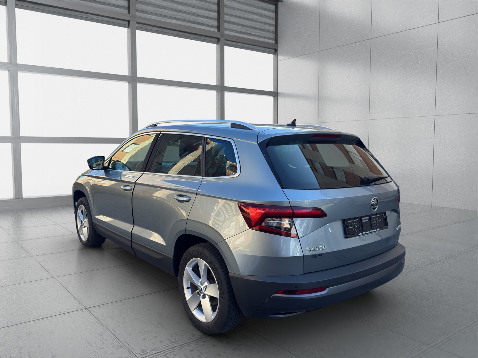 SKODA Karoq 1.6 TDI CR Smile-image-2