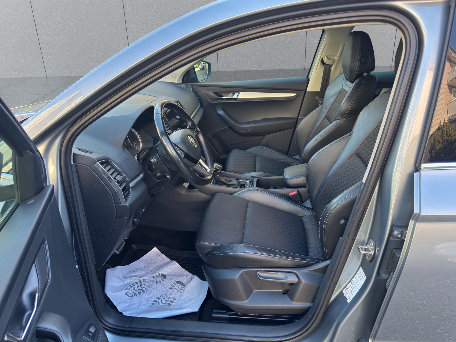 SKODA Karoq 1.6 TDI CR Smile-image-8