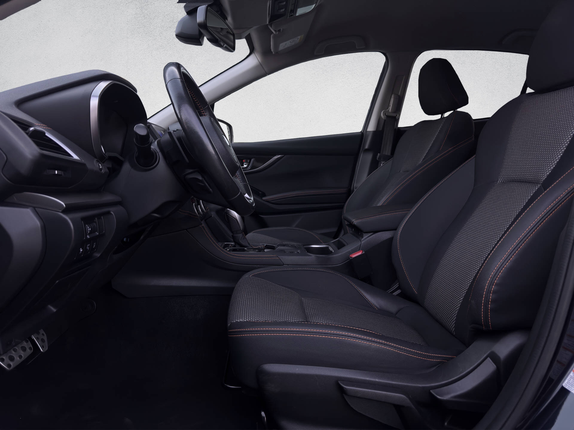SUBARU XV 2.0i e-Boxer Swiss Plus-image-13