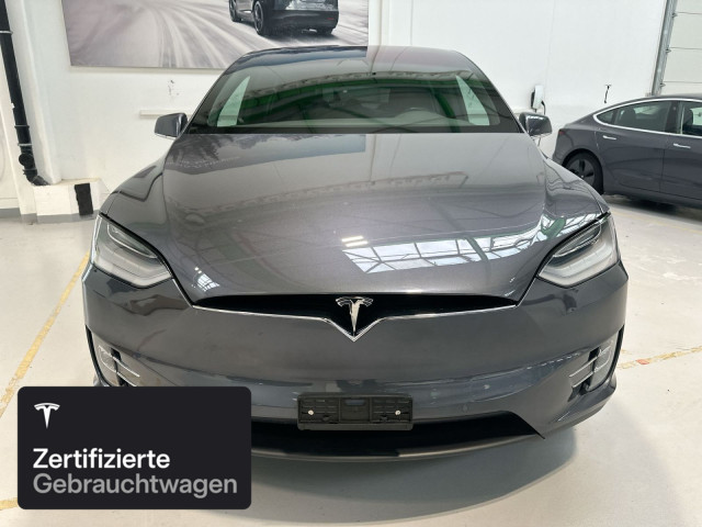TESLA Model X Long Range AWD-image-8
