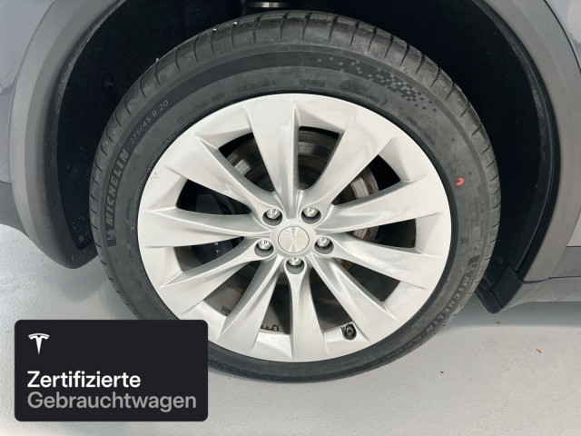 TESLA Model X Long Range AWD-image-15